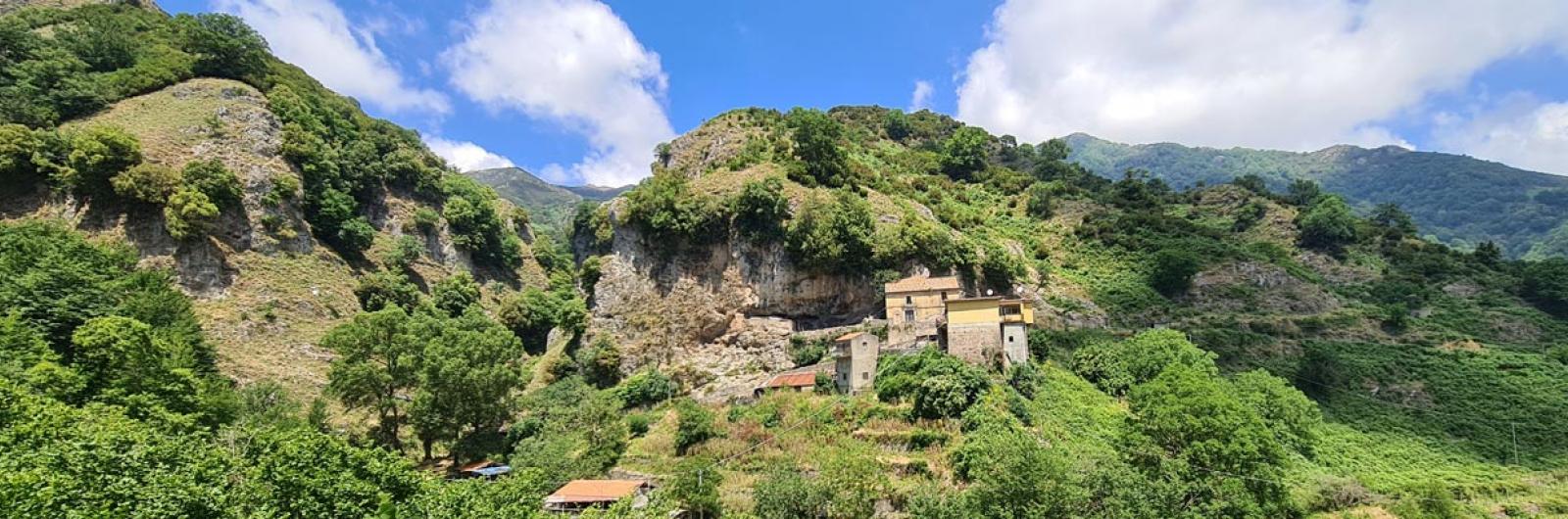 Riserva Naturale Orientata di Fiumedinisi e Monte Scuderi