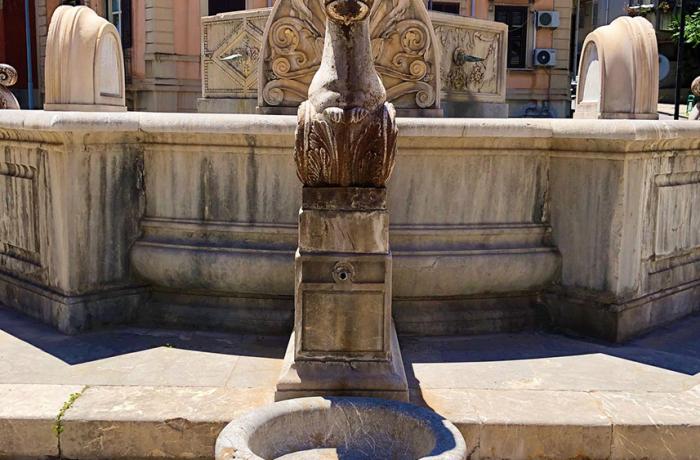 Fontana Falconieri