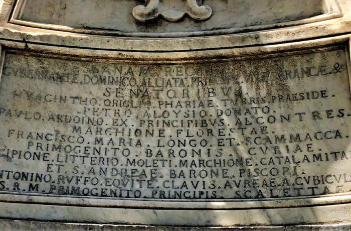 Immacolata di marmo