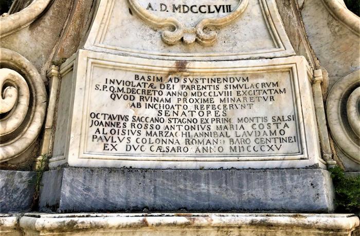 Immacolata di marmo