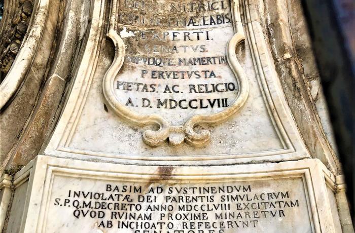 Immacolata di marmo
