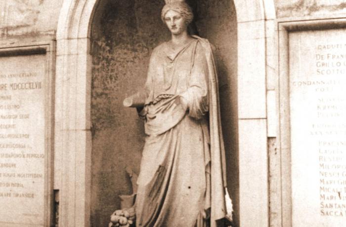 La statua della “Tyche” di Messina