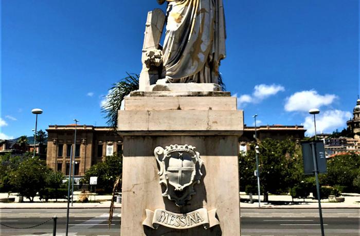 La statua della “Tyche” di Messina