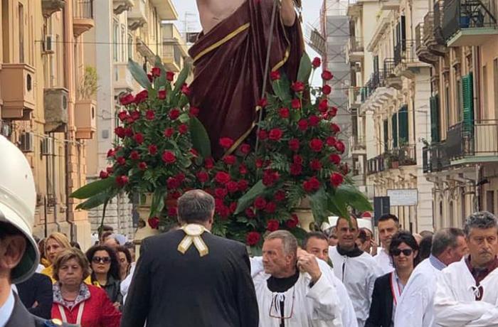 La Festa degli “Spampanati” la Domenica di Pasqua a Messina