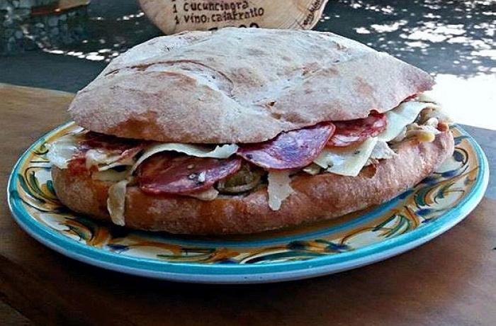 Per strada -cibo Messina