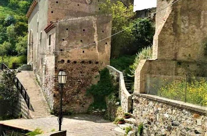 La Chiesa di San Michele a Savoca