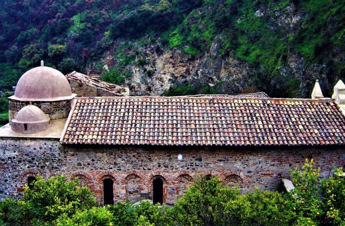 Il Monastero di Santa Maria di Mili a Mili San Pietro