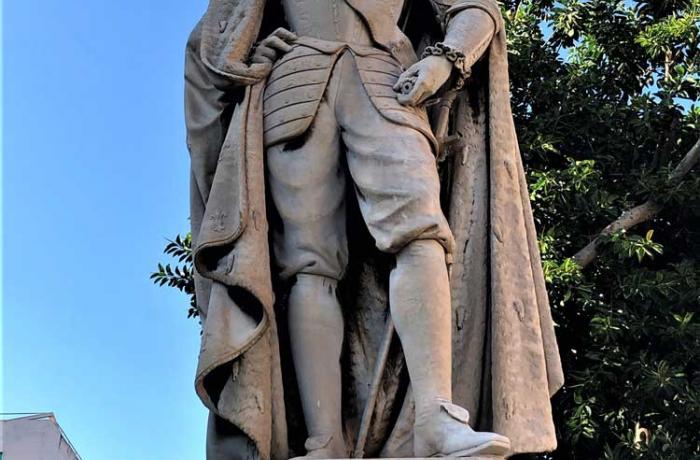 Monumento a Carlo III di Borbone