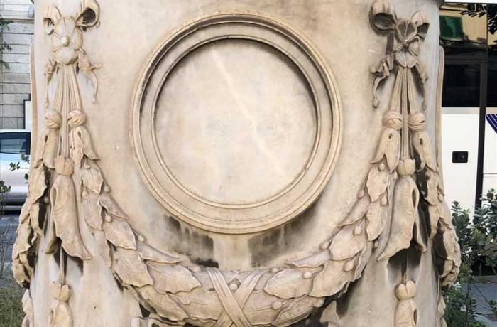 Monumento a Carlo III di Borbone