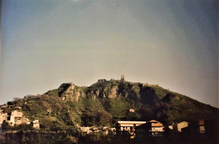 Andar per Castelli nei Peloritani 
