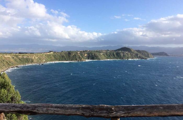 Capo Milazzo, la Chiesa Rupestre di S. Antonino, la Grotta di Polifemo