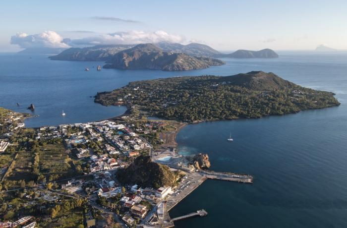 Giro in barca delle Isole Eolie