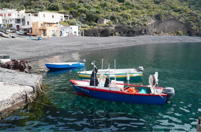 Giro in barca delle Isole Eolie